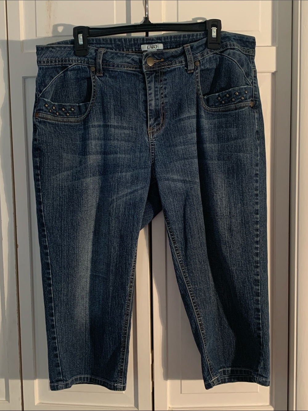 Cato Denim Studded Pocket Capri Jeans